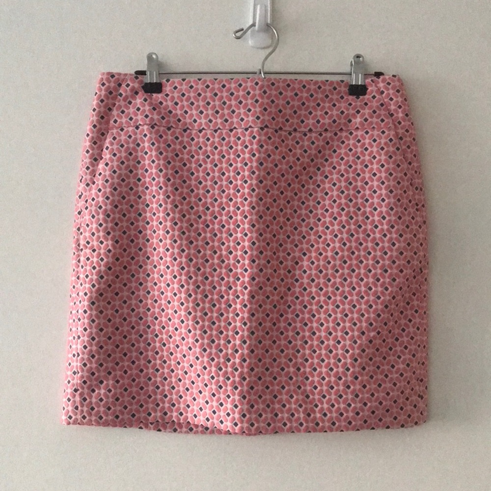 Like new pink / blue Ann Taylor skirt